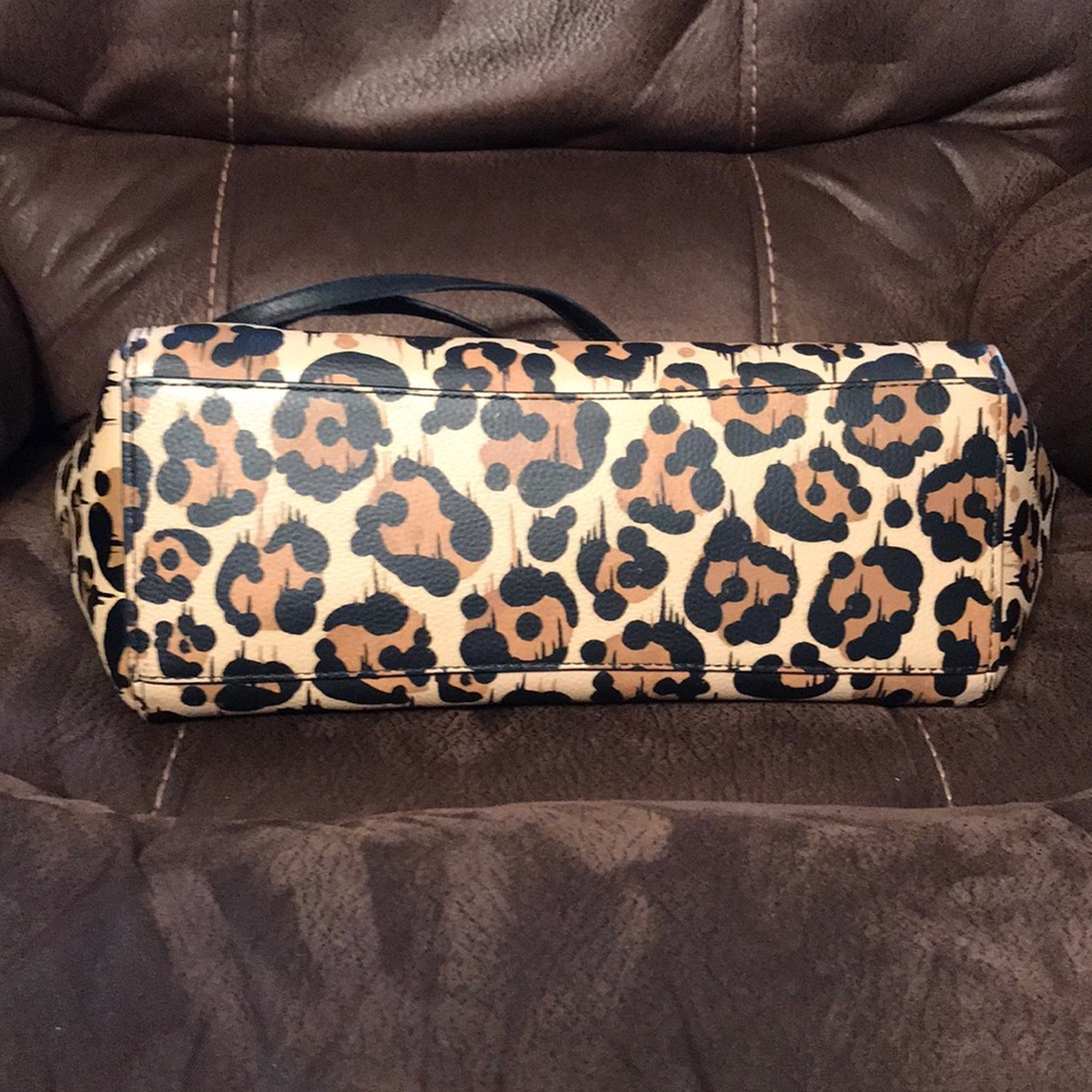 Leopard Print Authentic Coach Purse - Picture 4 of 7
